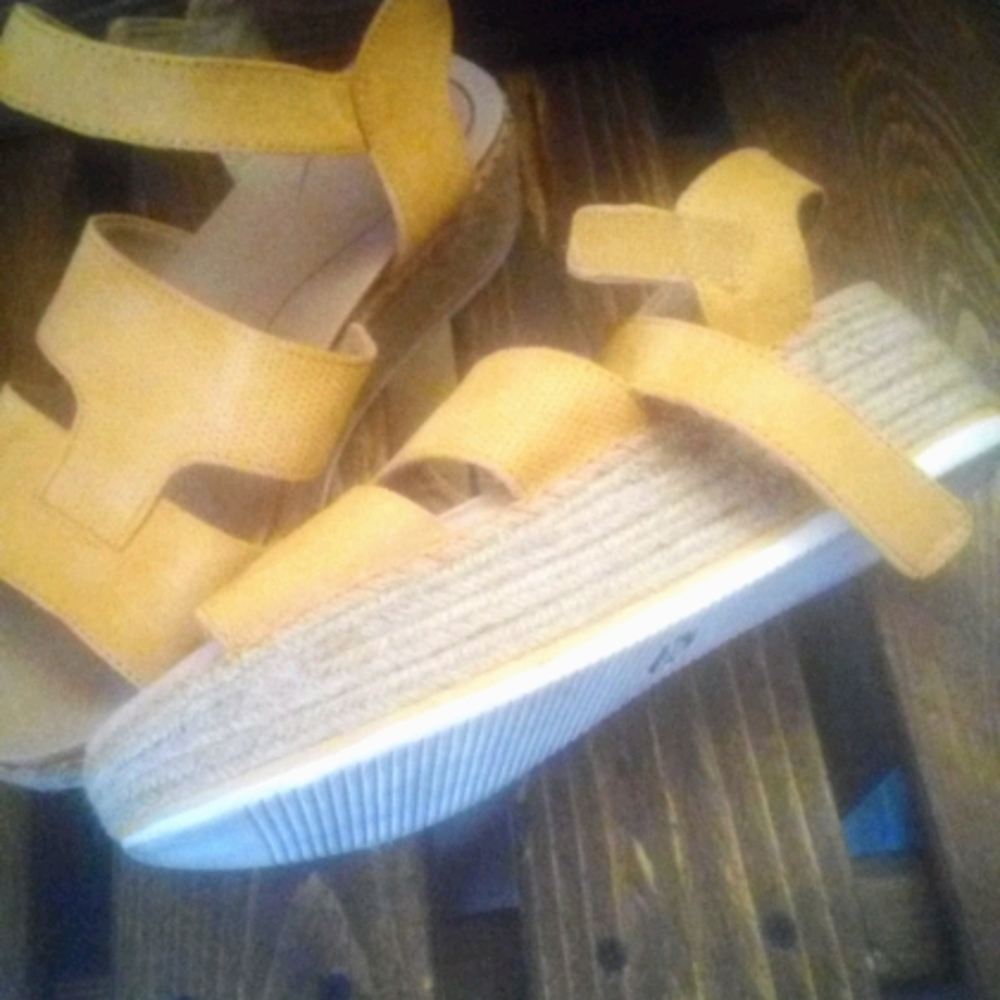 Women's Wedge Sandals